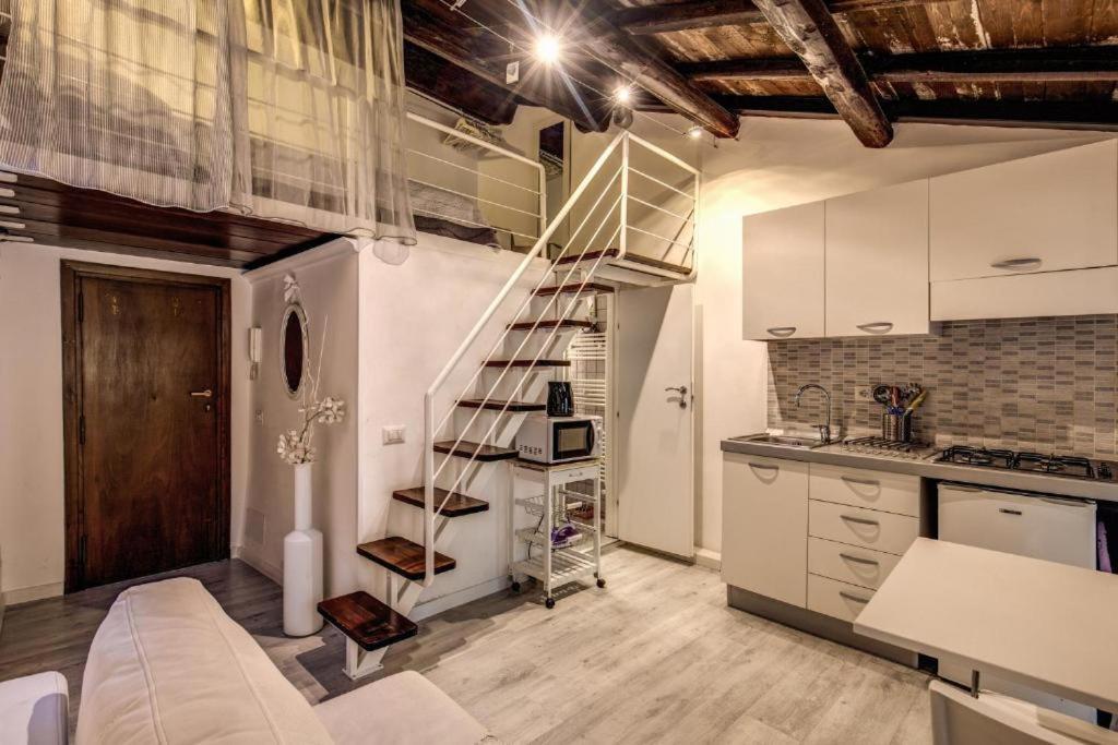 Moro Magenta 4 Casa E Appartamento Per Vacanze 로마 외부 사진